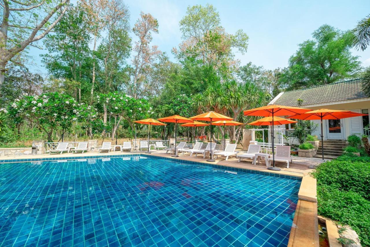 Comsaed River Kwai Resort Sha Kanchanaburi Exterior foto